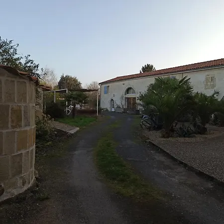 D'hotes -- Le Clos De 3*