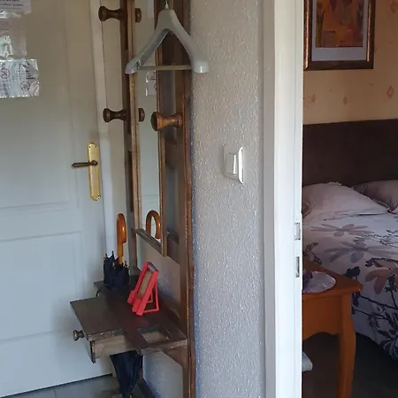 D'hotes -- Le Clos De 3*