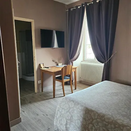 D'hotes -- Le Clos De Bed & Breakfast Gémozac