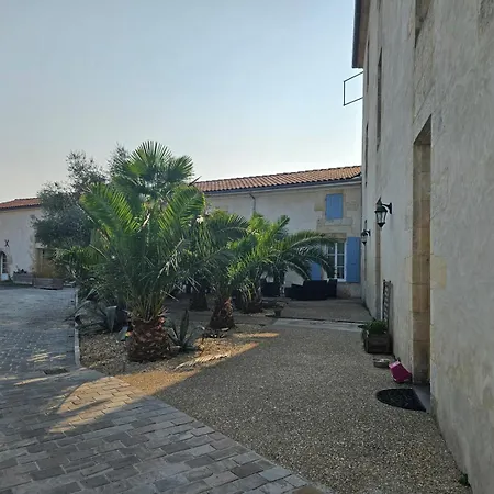 D'hotes -- Le Clos De 3* Gémozac