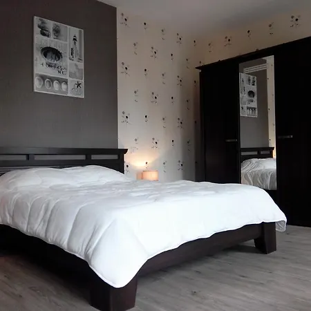 D'hotes -- Le Clos De לינה וארוחת בוקר 3*