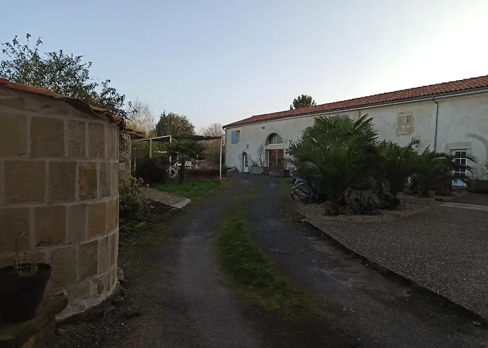 D'hotes -- Le Clos De 3*