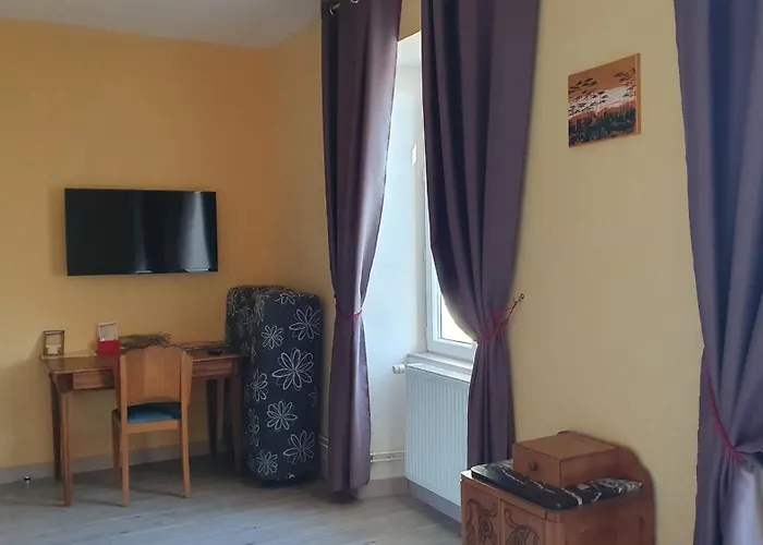 D'hotes -- Le Clos De 3* Gemozac