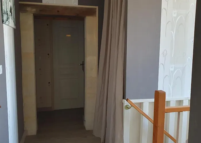 D'hotes -- Le Clos De Отель типа 