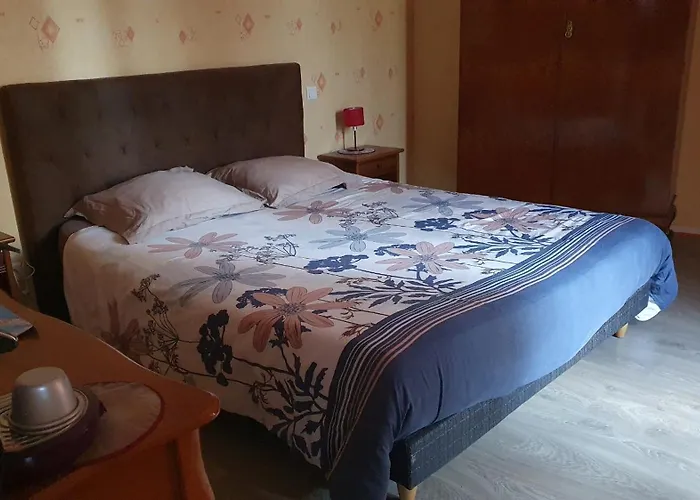 D'hotes -- Le Clos De Отель типа 